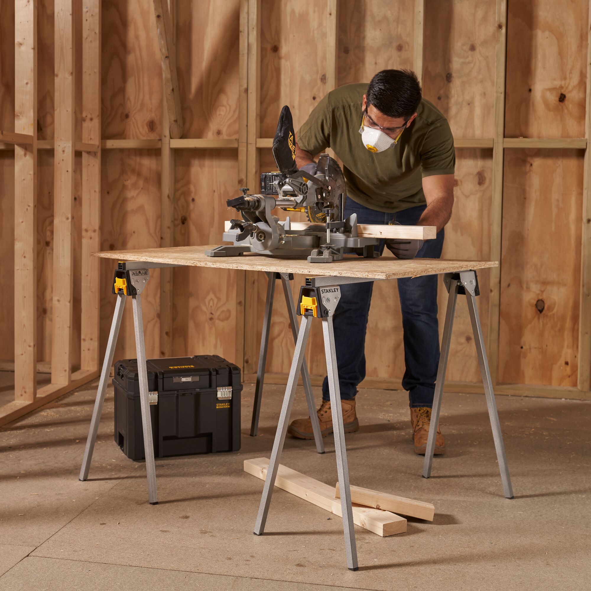 Stanley folding store metal sawhorse